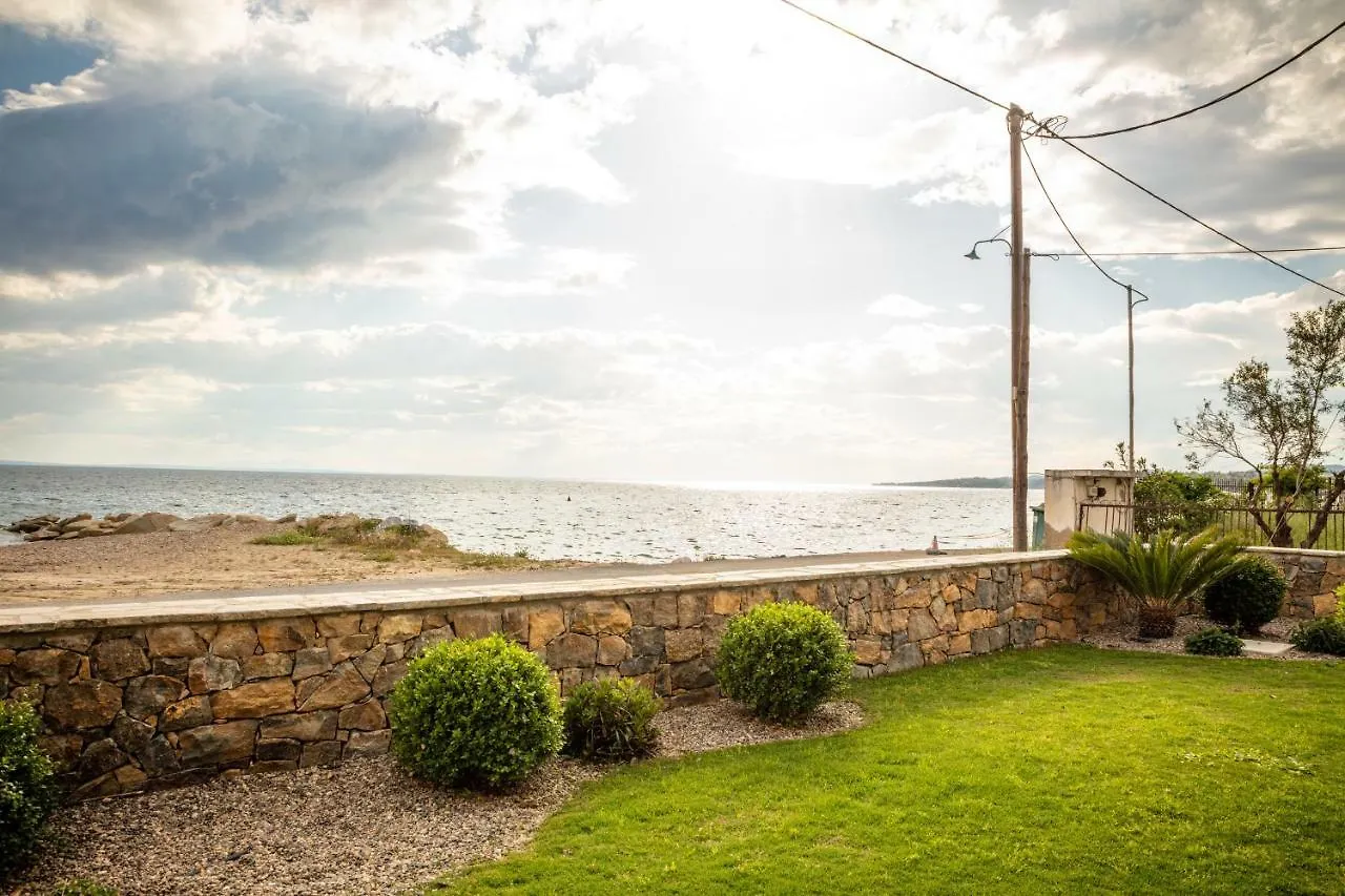 Hotel Royalty Suites Seaside Nikiti