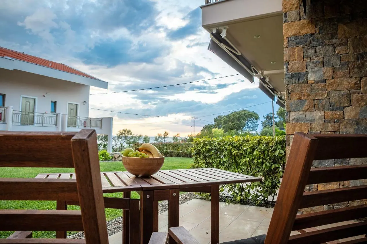 ניקיטי Royalty Suites Seaside